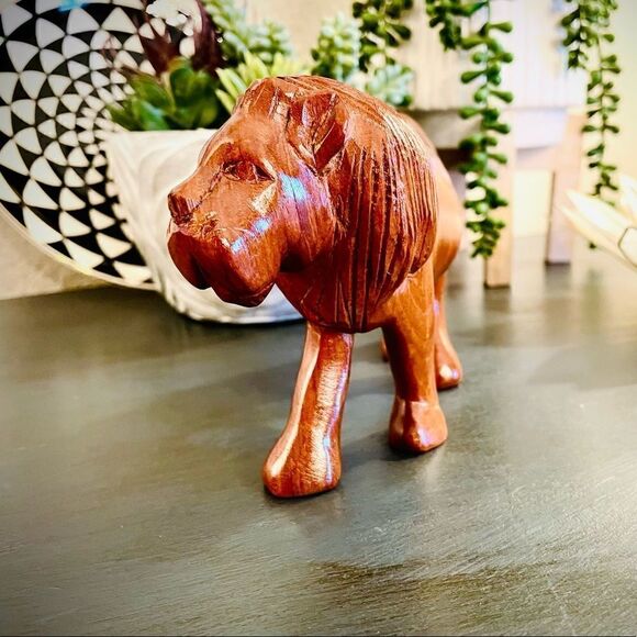 ♥️ Lion Figurine, hand carved wooden mid century - Picture 3 of 10